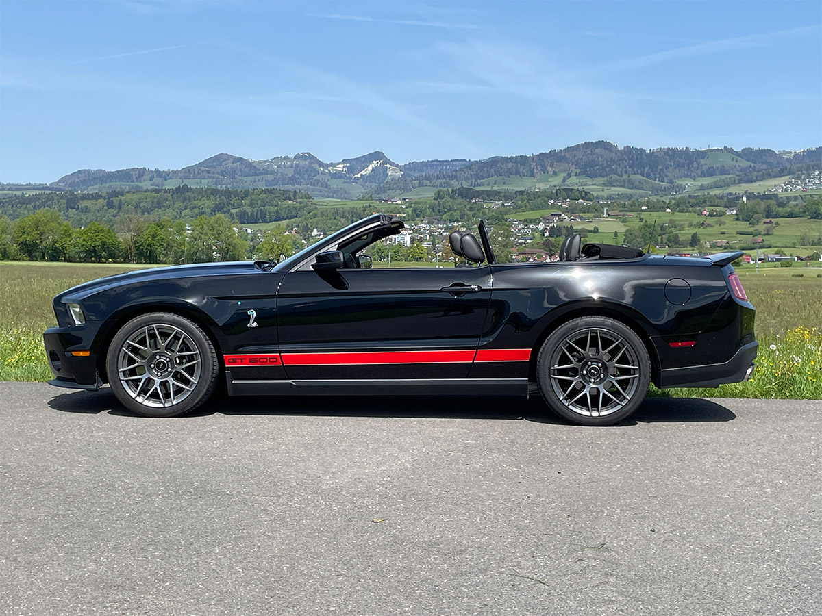 Ford Mustang Shelby 500 SVT 6-Speed