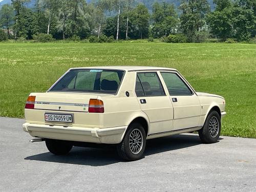 alfa romeo giulietta 1-6 liter gelb 1979 0002 3