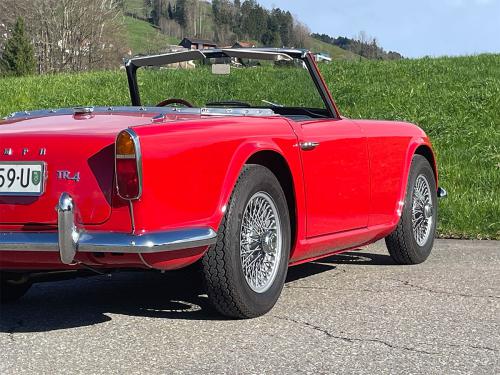 triumph tr4 roadster rot 1963 2024 0007 IMG 8